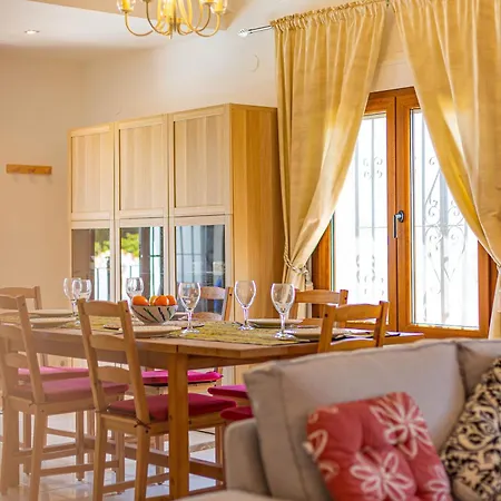 Villa Alamito By Abahana Javea