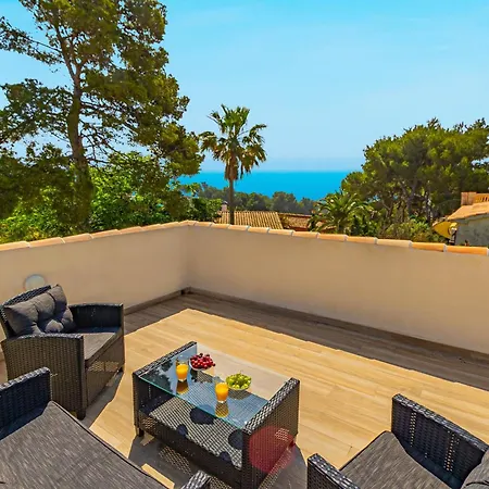 Villa Alamito By Abahana *