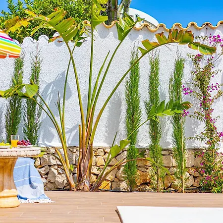 Villa Alamito By Abahana Javea